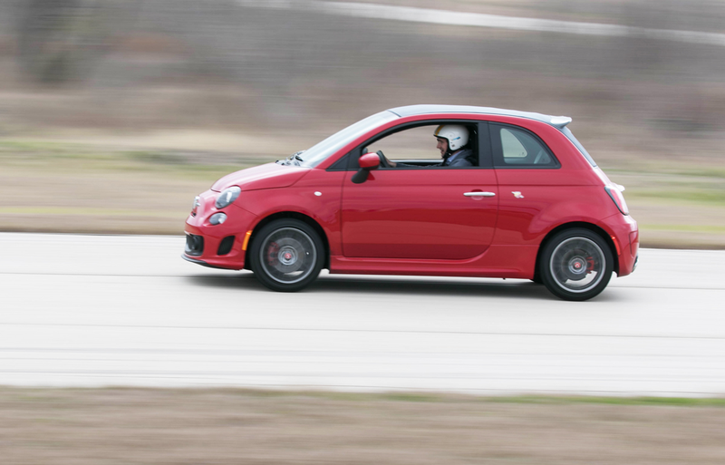 Illustration for article titled The Fiat 500 Abarth Just Isn't As Stupid Fun With An Automatic